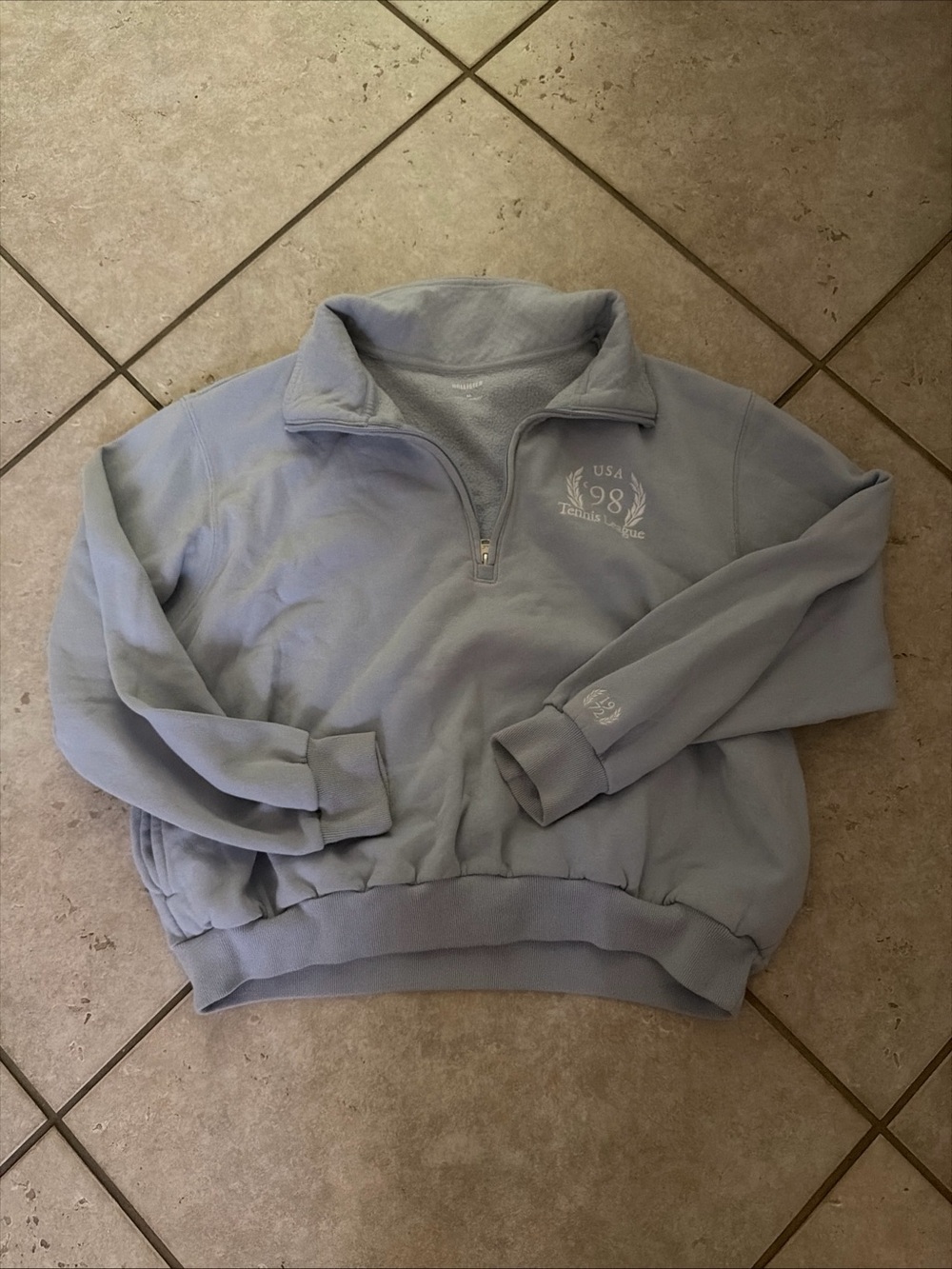 Hollister blue USA 98 Light Blue Half-Zip Pullover Sweater